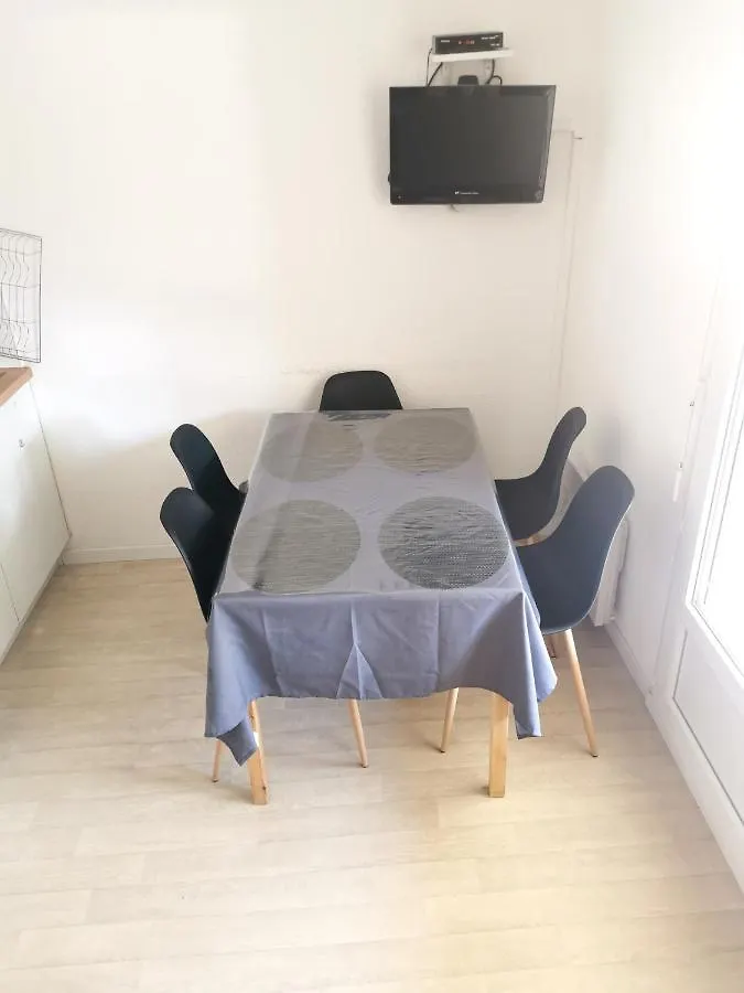 Appartement d'une chambre avec balcon a Cauterets 0*,  France